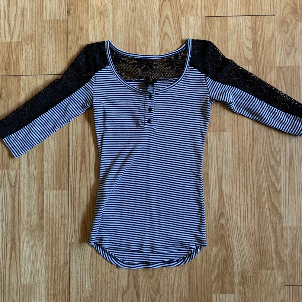 Black and White Stripped Lace Detail Top